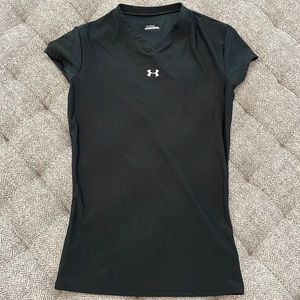 Under Armour shirt size S